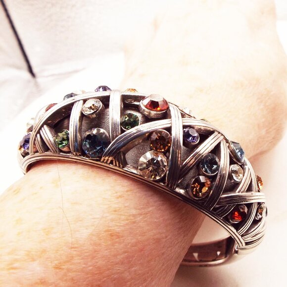 BRIGHTON SWAROVSKI COLORFUL CRYSTALS "BIRD'S NEST" CLAMPER BRACELET 30 - Picture 3 of 3